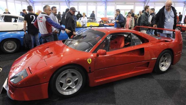 Luxuswagen der 80er Jahre: Ferrari F 40 und Porsche 959